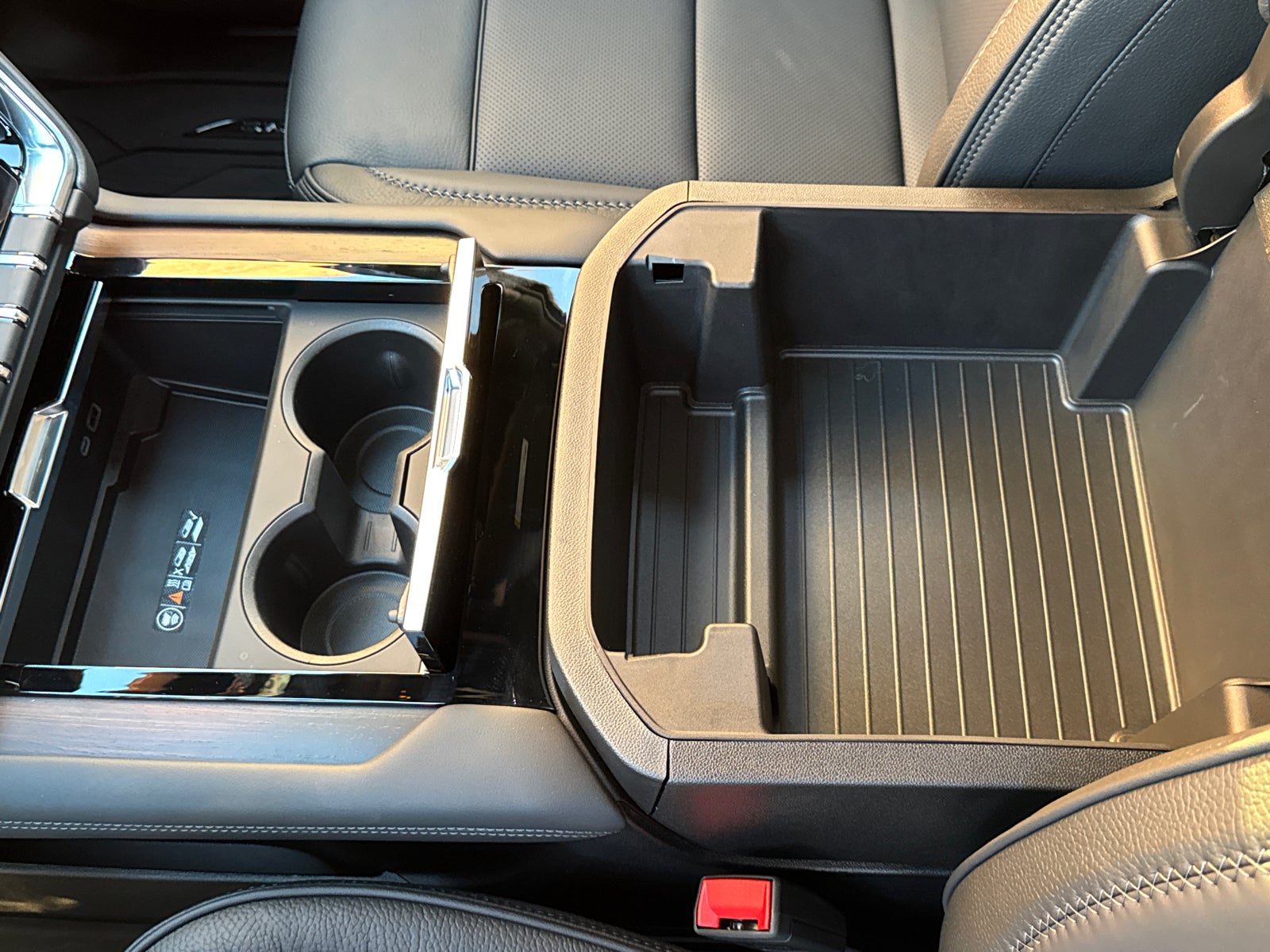 2027 GMC Yukon XL Denali