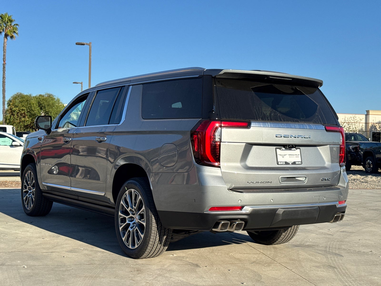 2027 GMC Yukon XL Denali