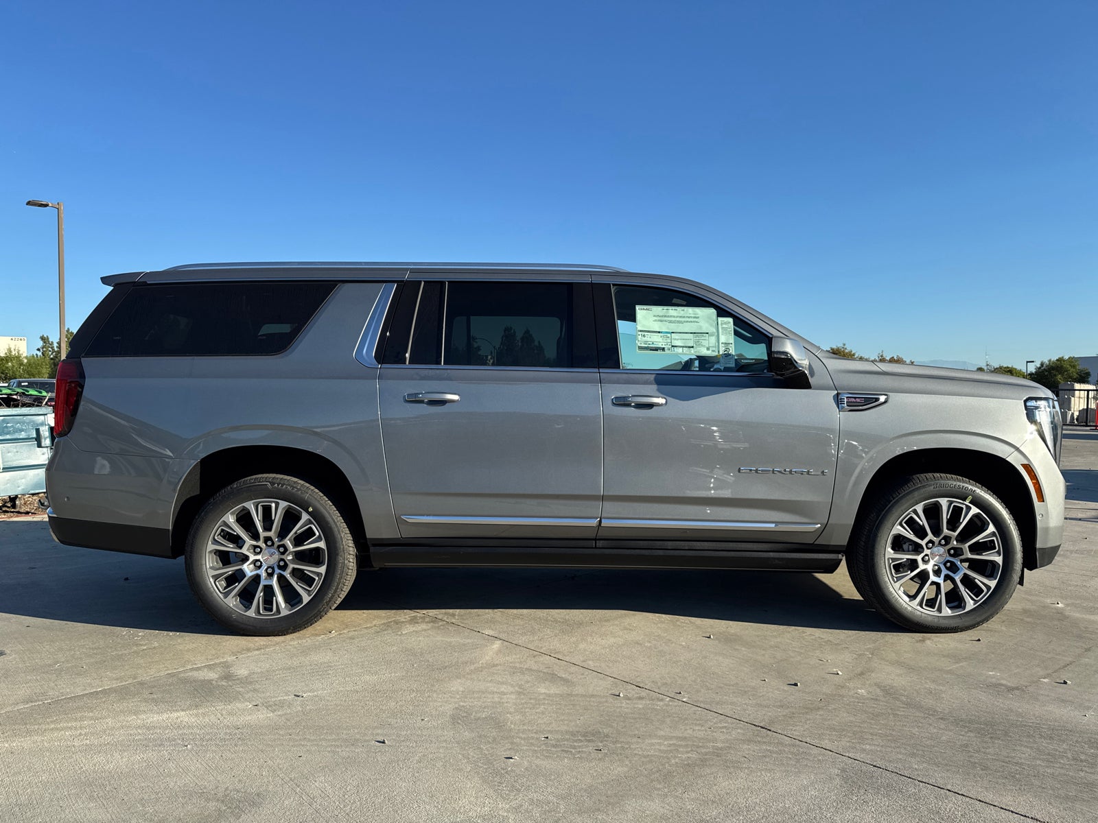 2027 GMC Yukon XL Denali