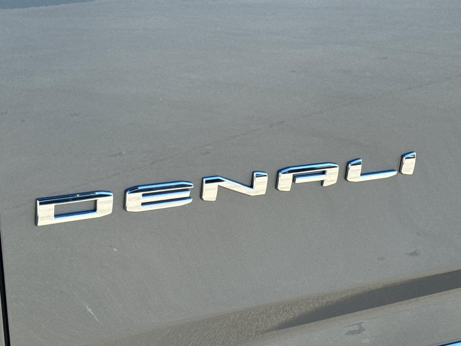 2027 GMC Yukon XL Denali