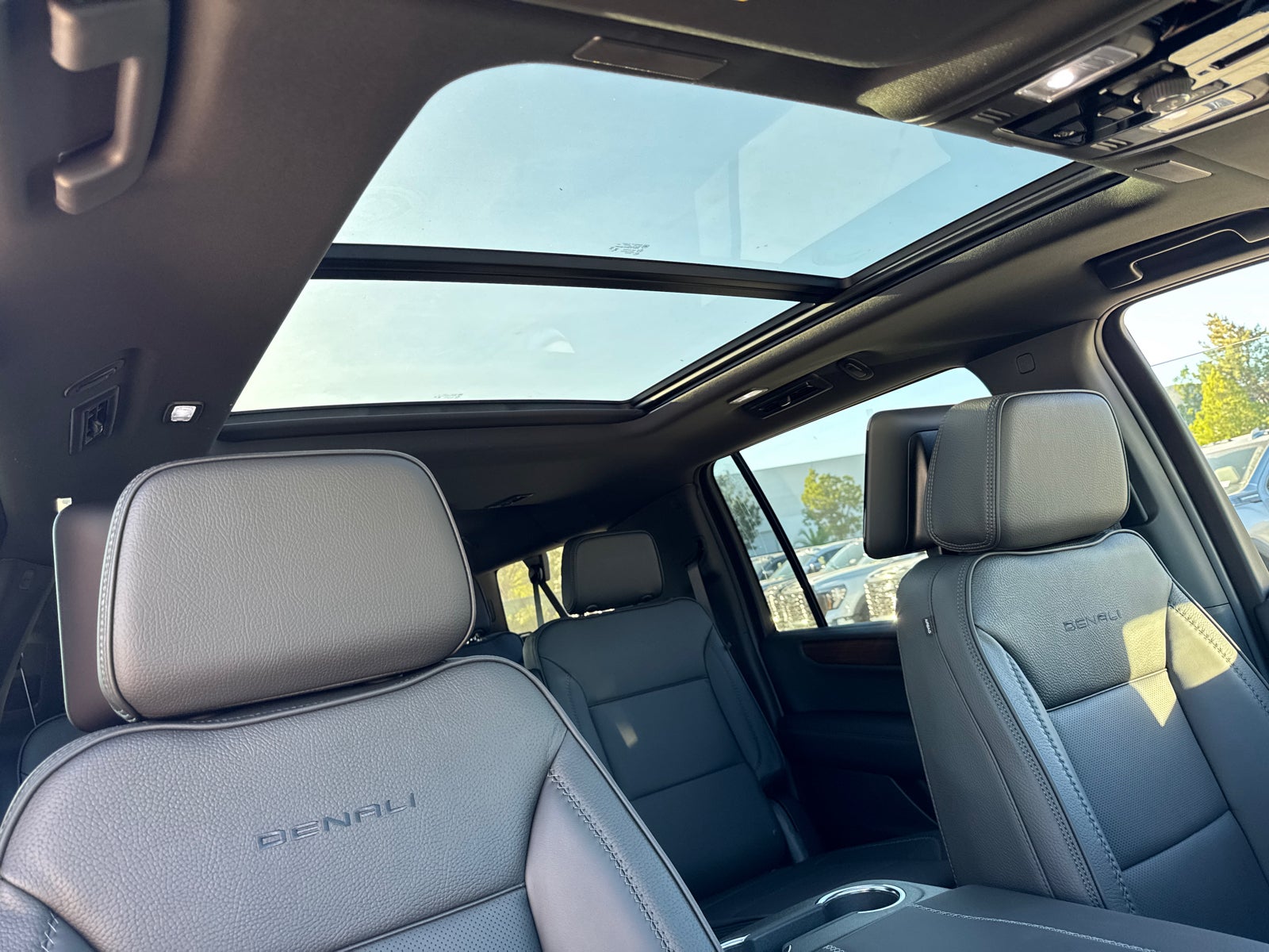 2027 GMC Yukon XL Denali