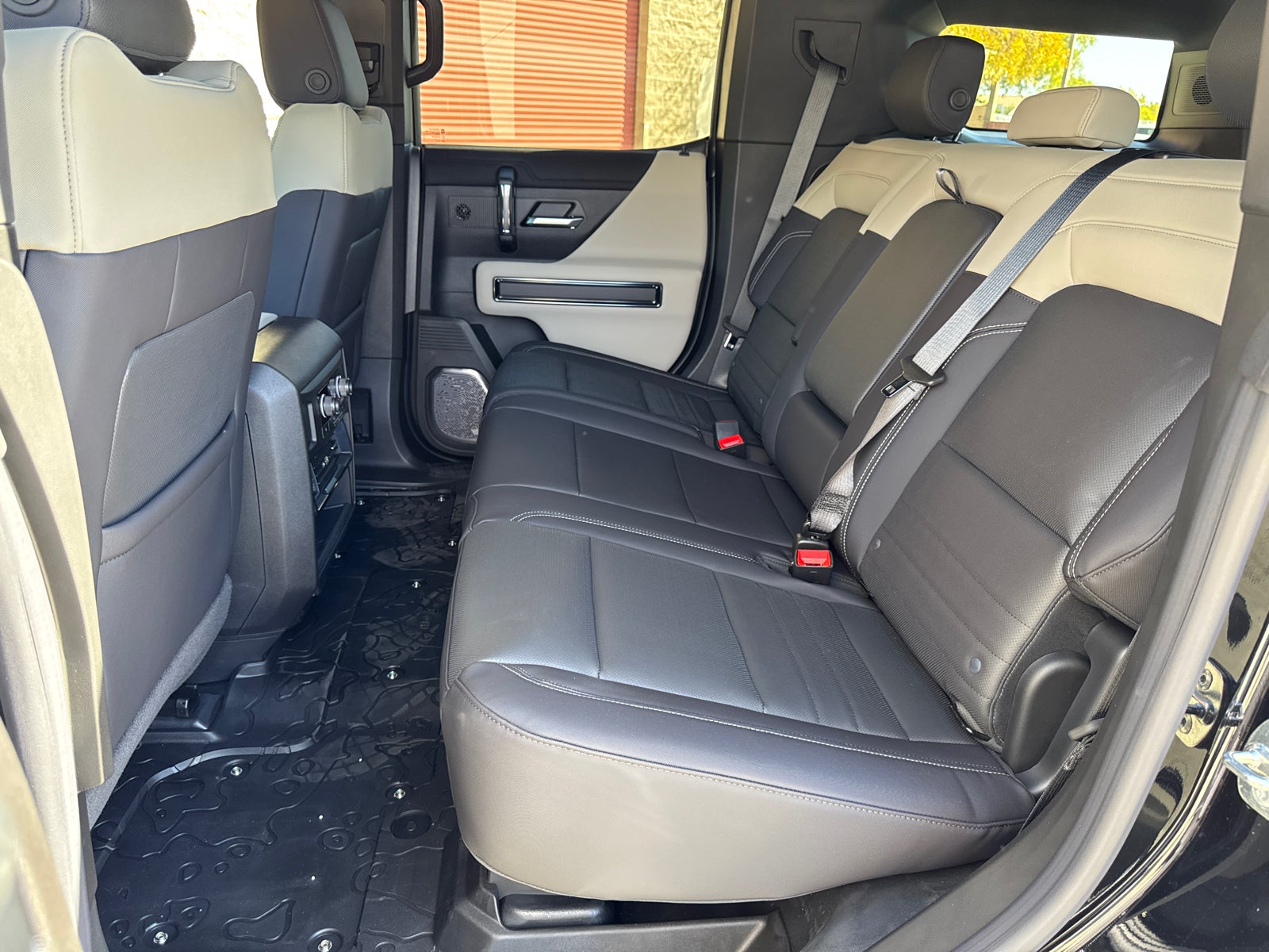 2026 GMC HUMMER EV 3X - Photo 33