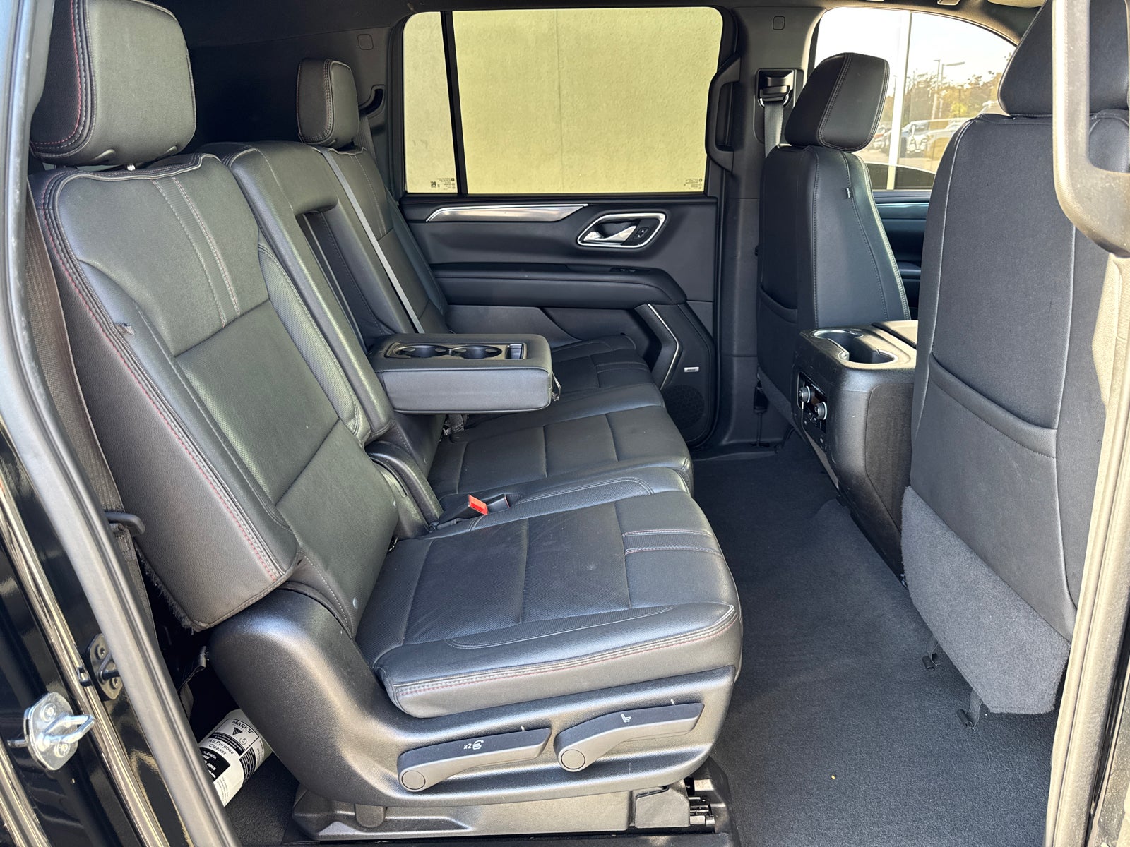 2022 Chevrolet Suburban RST