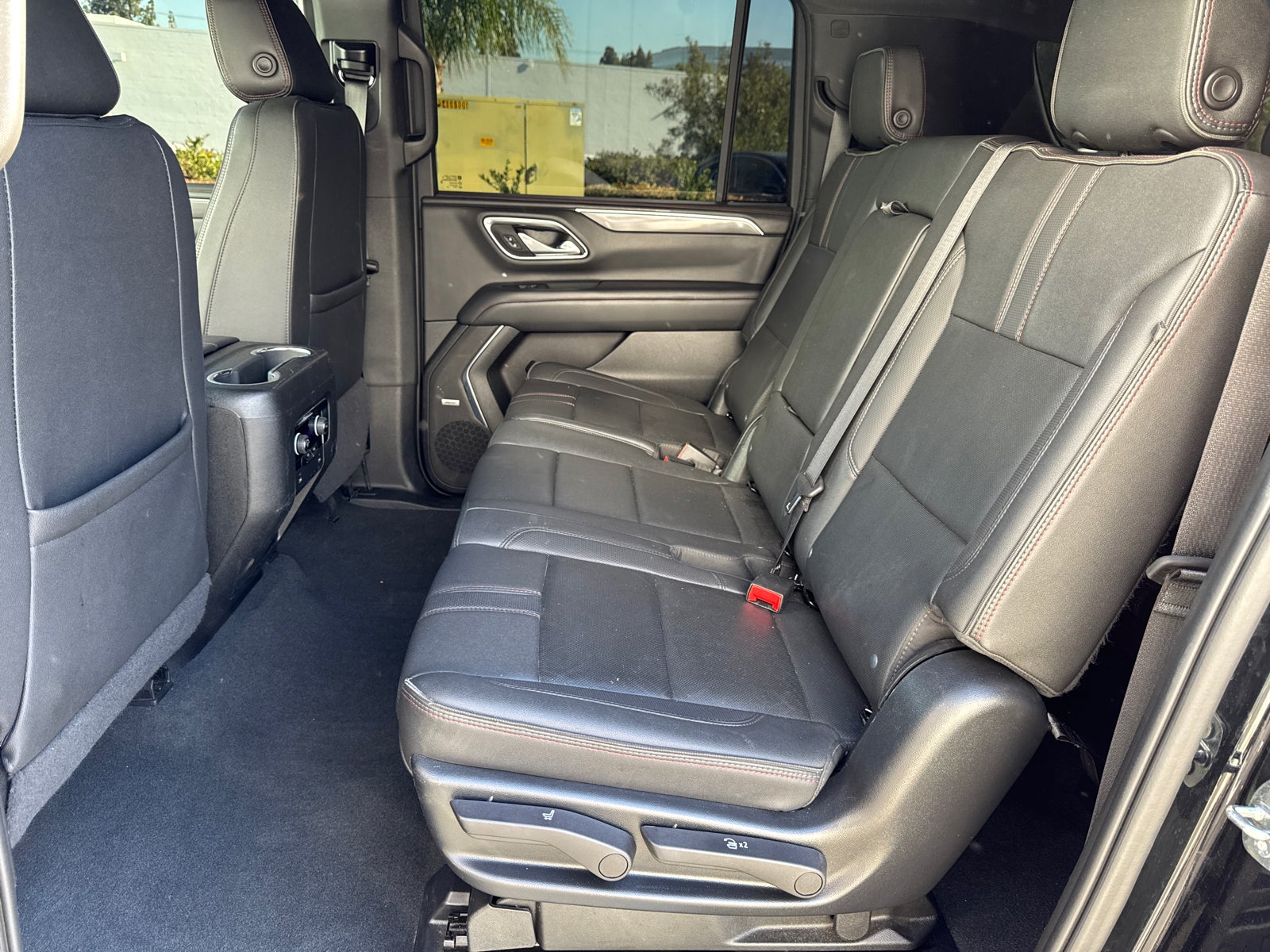 2022 Chevrolet Suburban RST