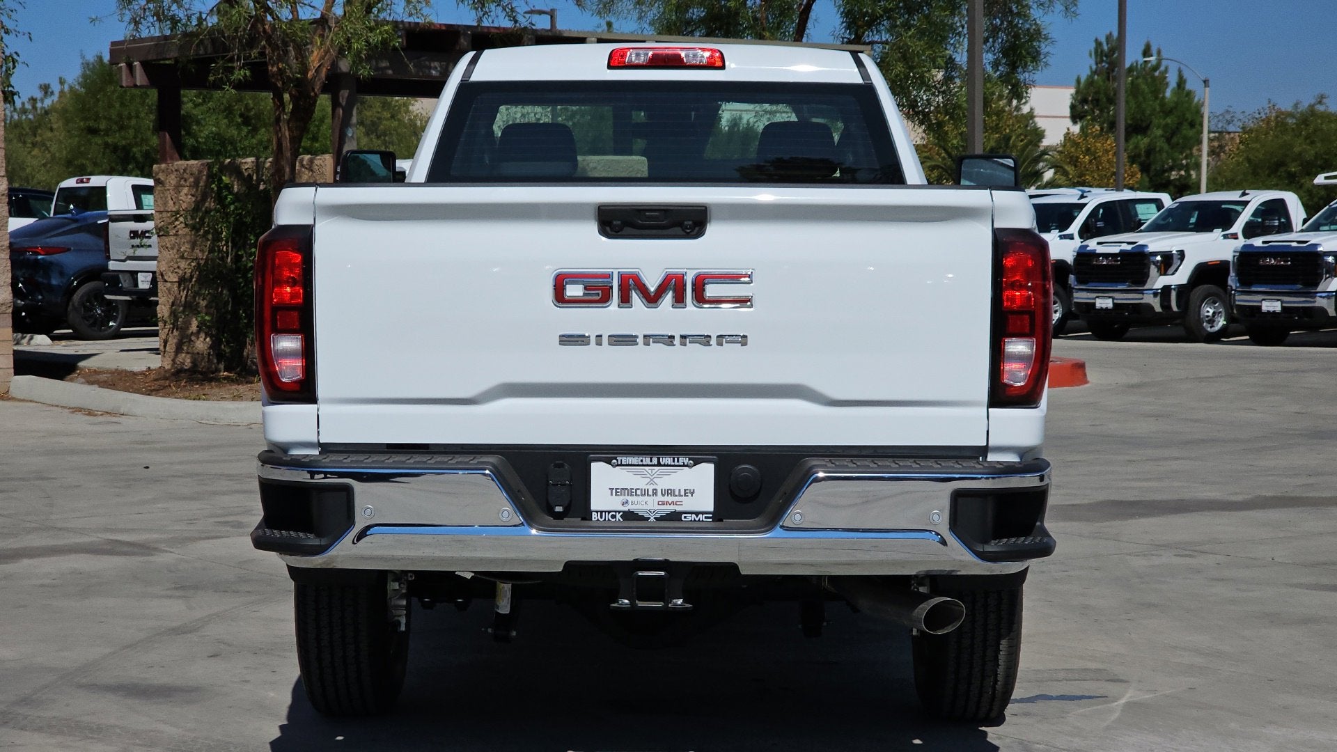 2025 GMC Sierra 2500 HD Pro