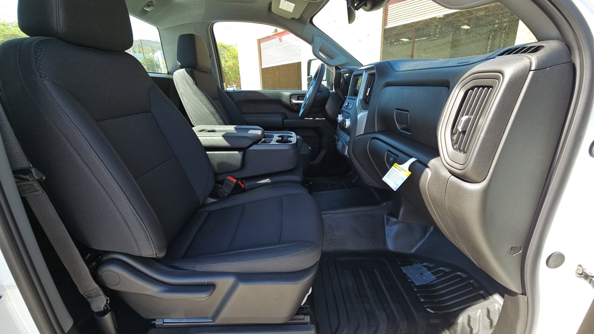 2025 GMC Sierra 2500 HD Pro