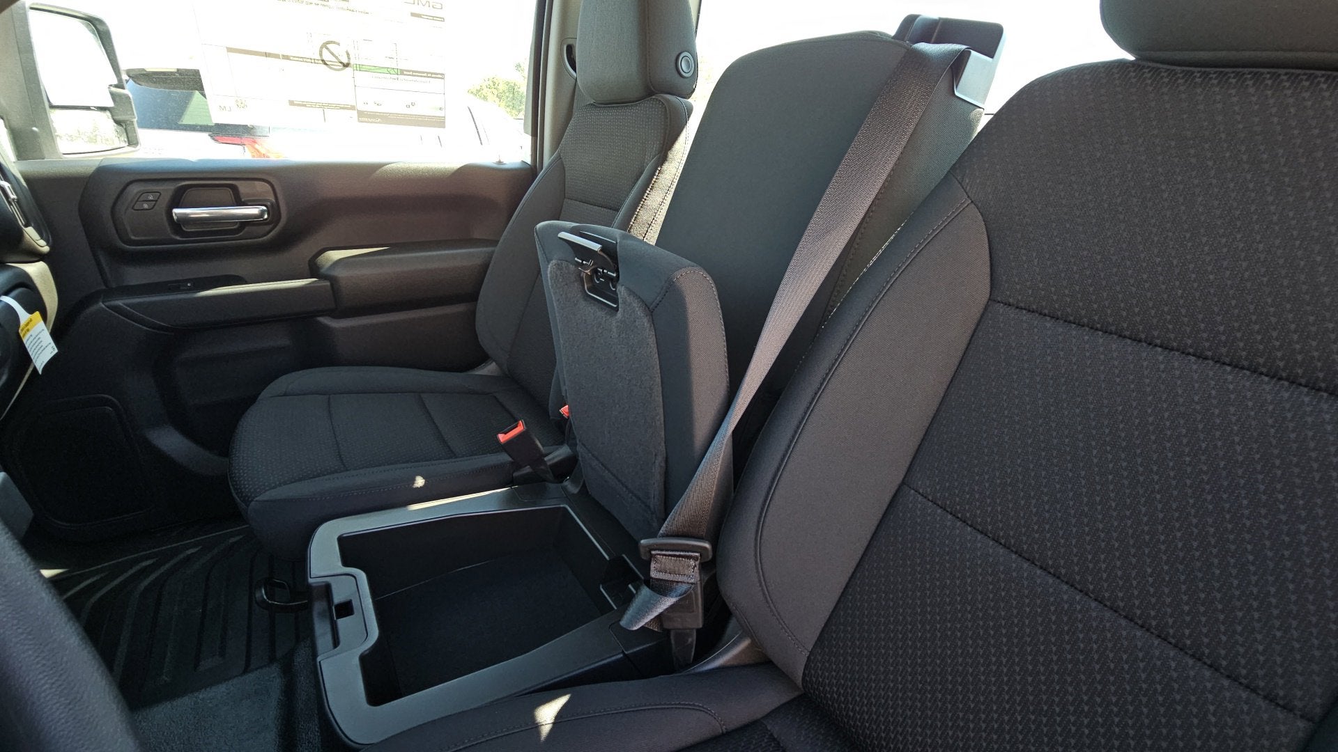 2025 GMC Sierra 2500 HD Pro