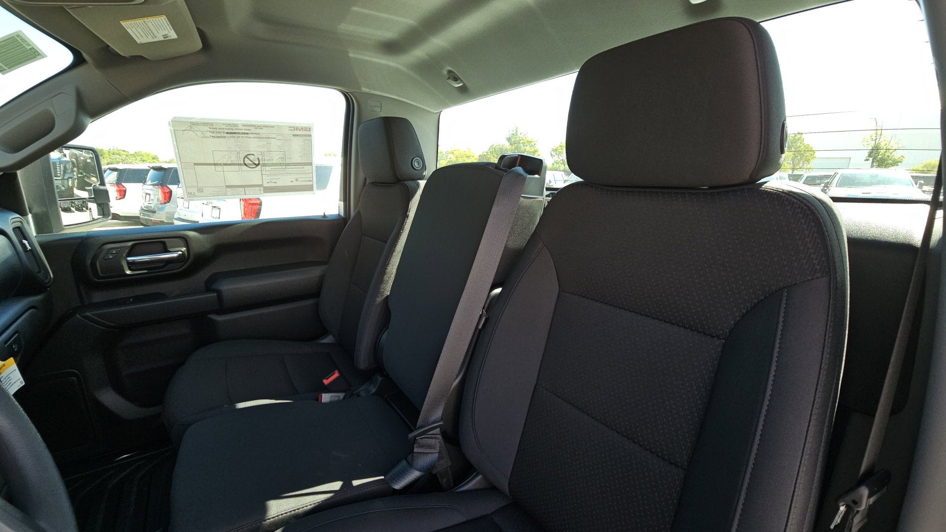 2025 GMC Sierra 2500 HD Pro