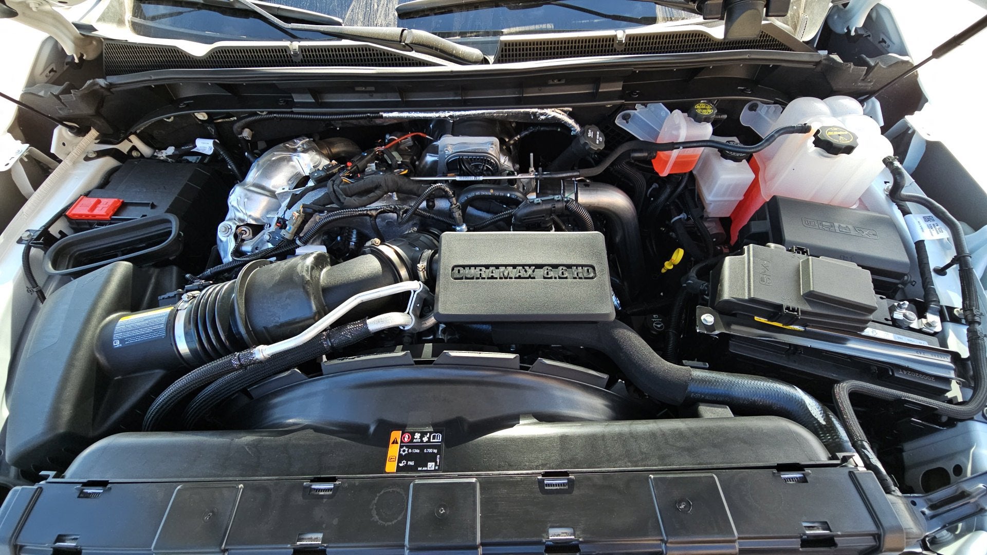 2025 GMC Sierra 2500 HD Pro