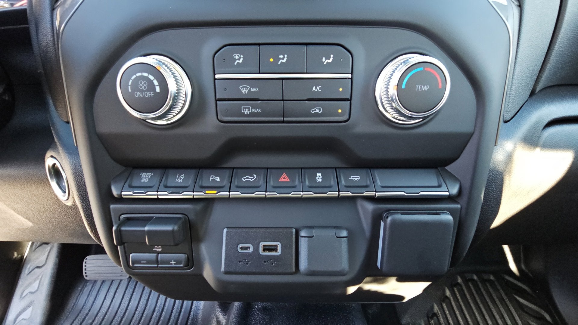 2025 GMC Sierra 3500 HD Pro