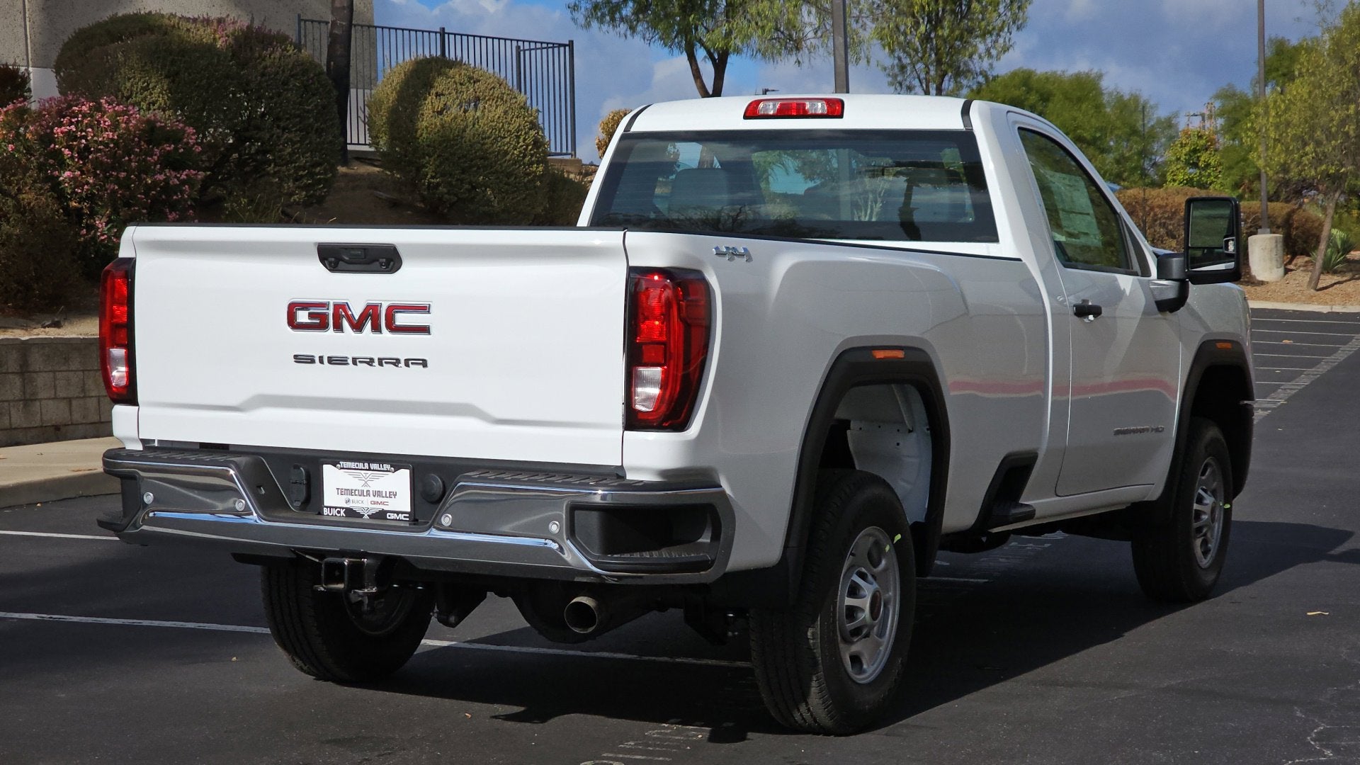 2025 GMC Sierra 2500 HD Pro