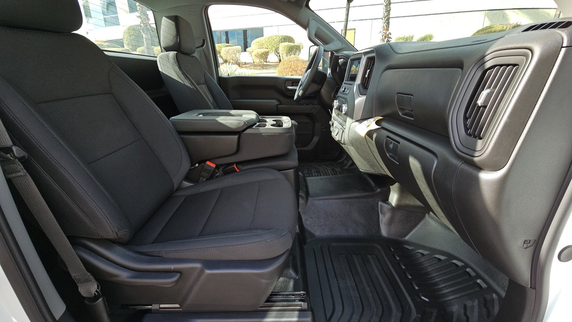 2025 GMC Sierra 2500 HD Pro