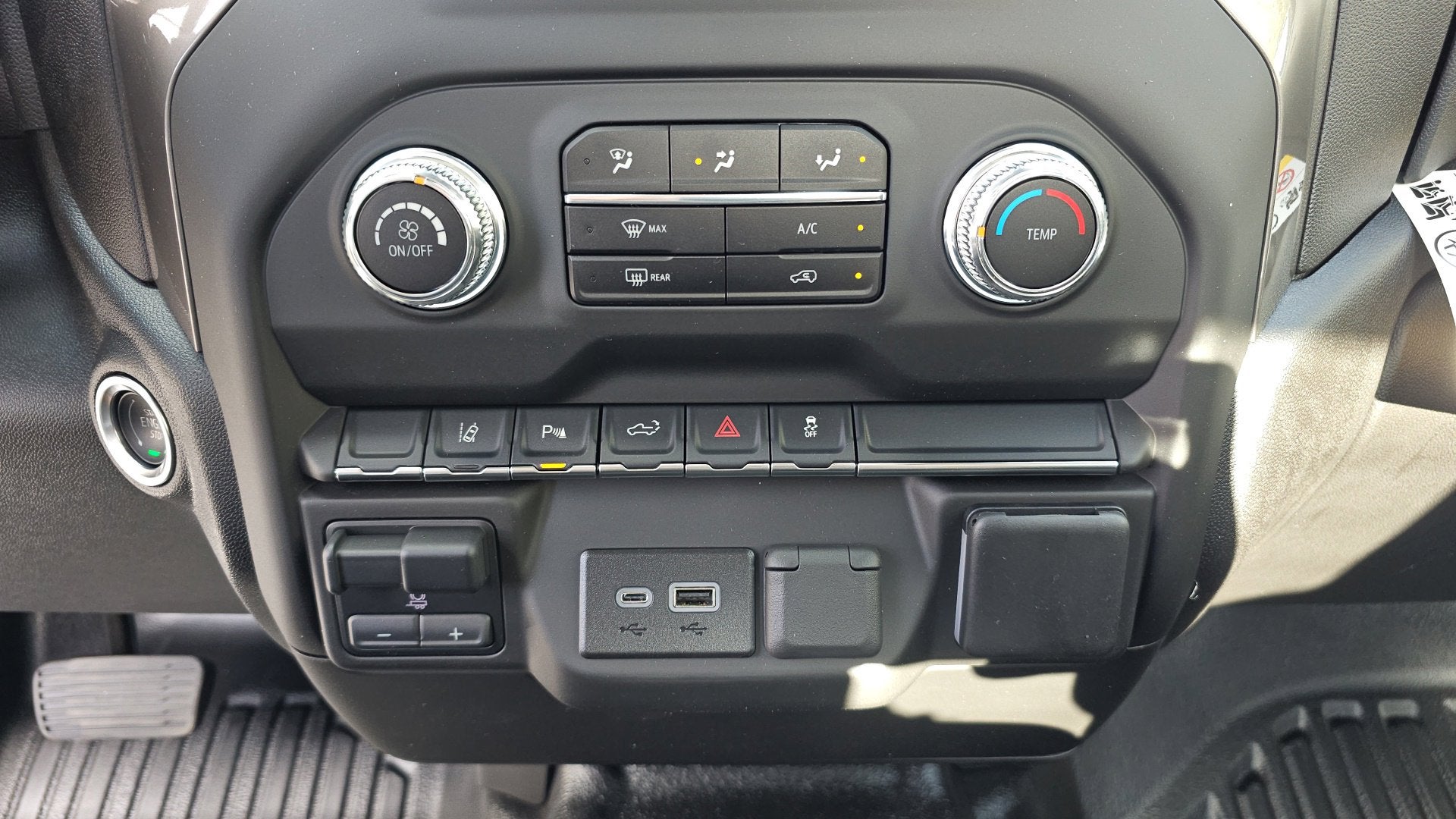 2025 GMC Sierra 2500 HD Pro