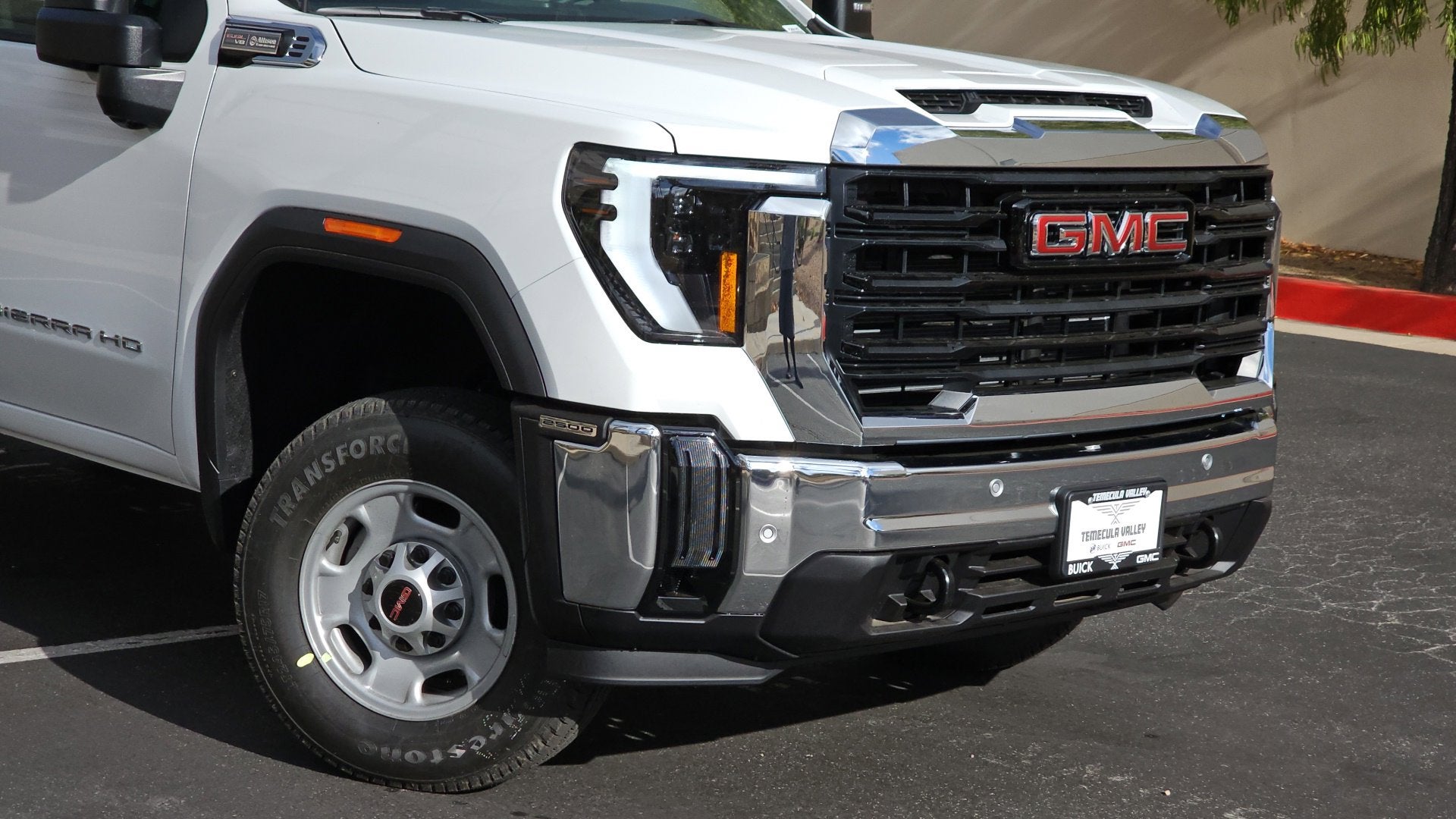 2025 GMC Sierra 2500 HD Pro