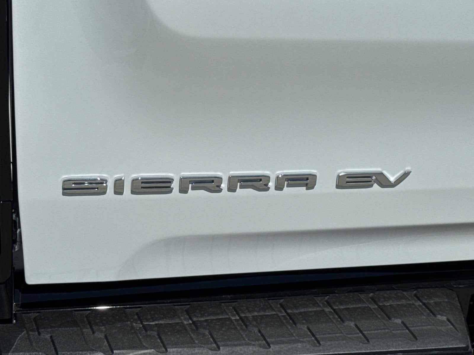 2026 GMC Sierra EV AT4 Max Range