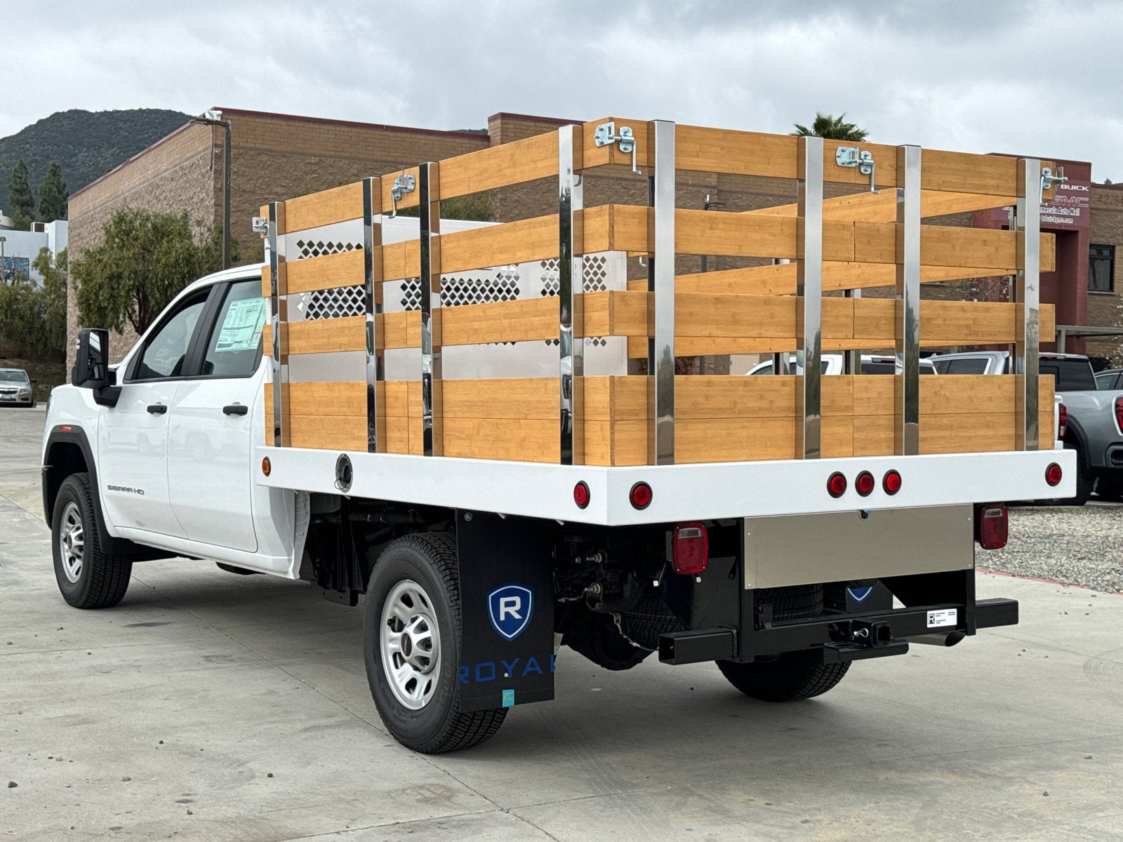 2025 GMC Sierra 3500 HD Pro