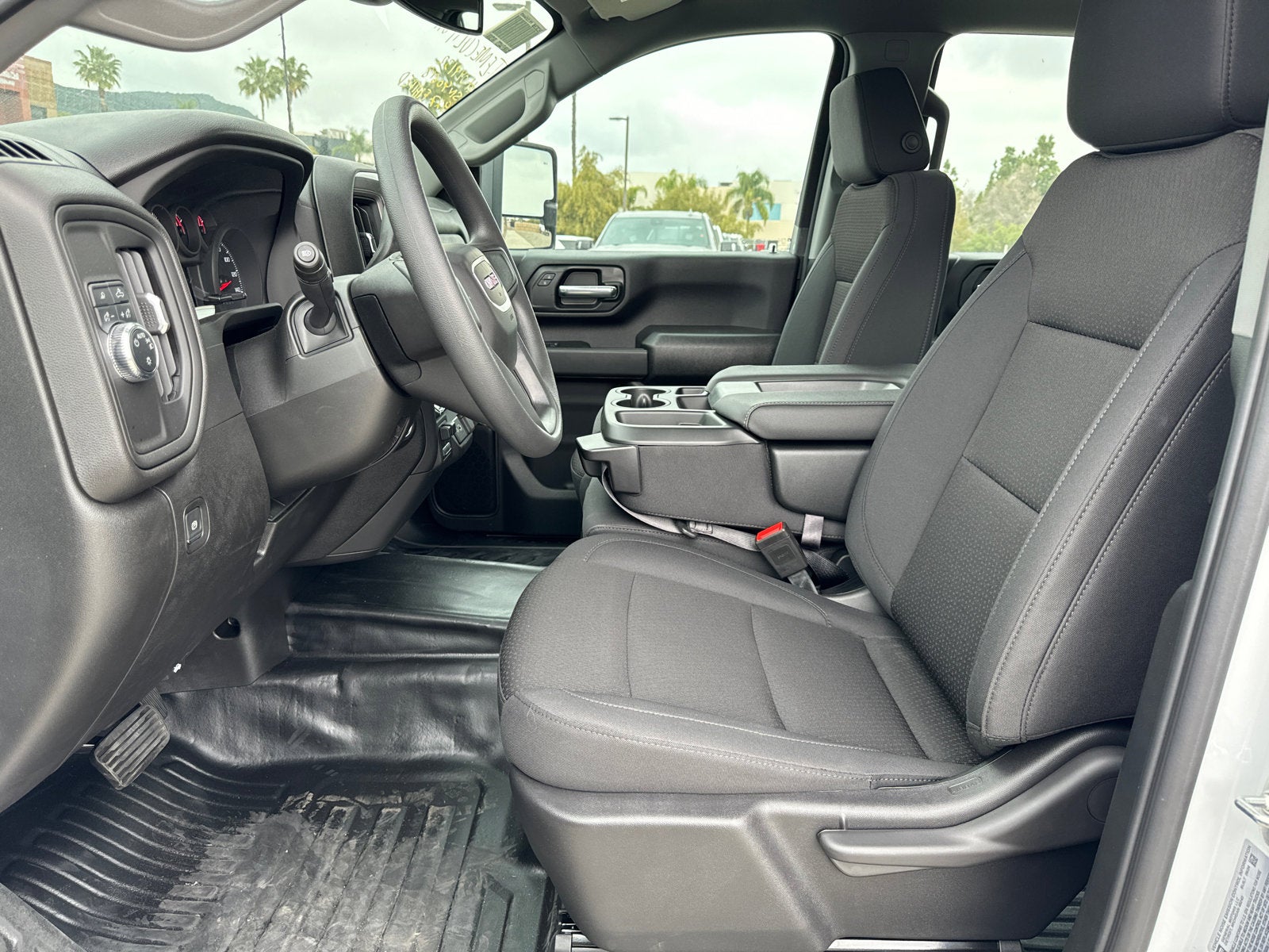 2025 GMC Sierra 3500 HD Pro