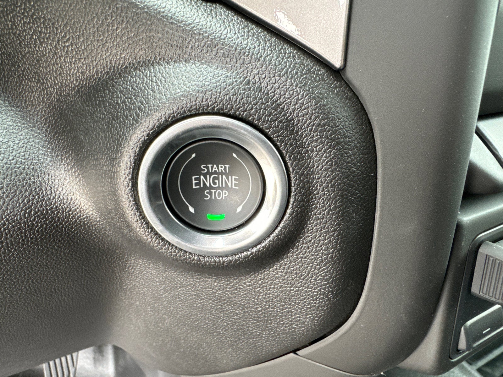 2025 GMC Sierra 3500 HD Pro