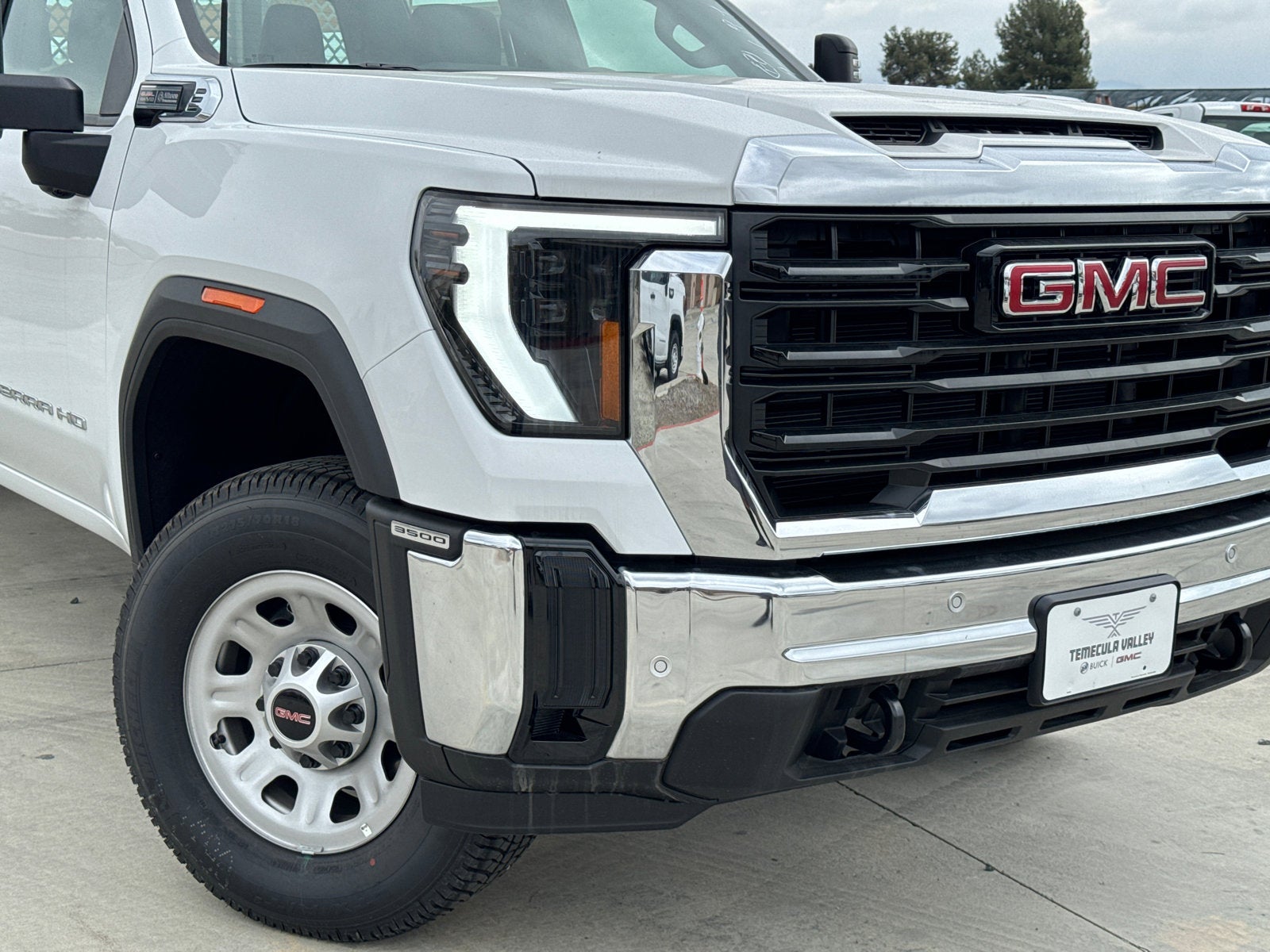 2025 GMC Sierra 3500 HD Pro
