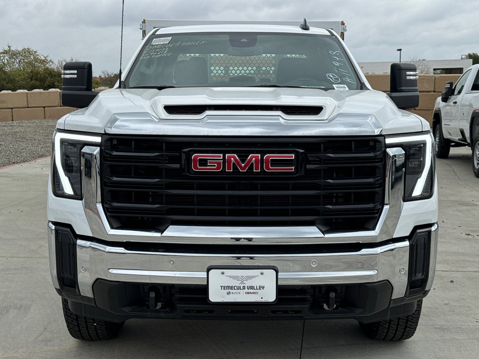 2025 GMC Sierra 3500 HD Pro