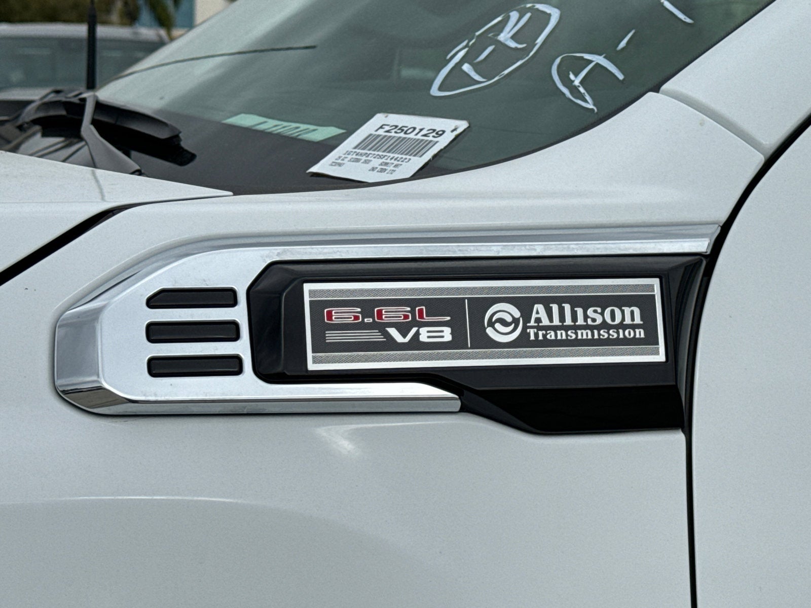 2025 GMC Sierra 3500 HD Pro