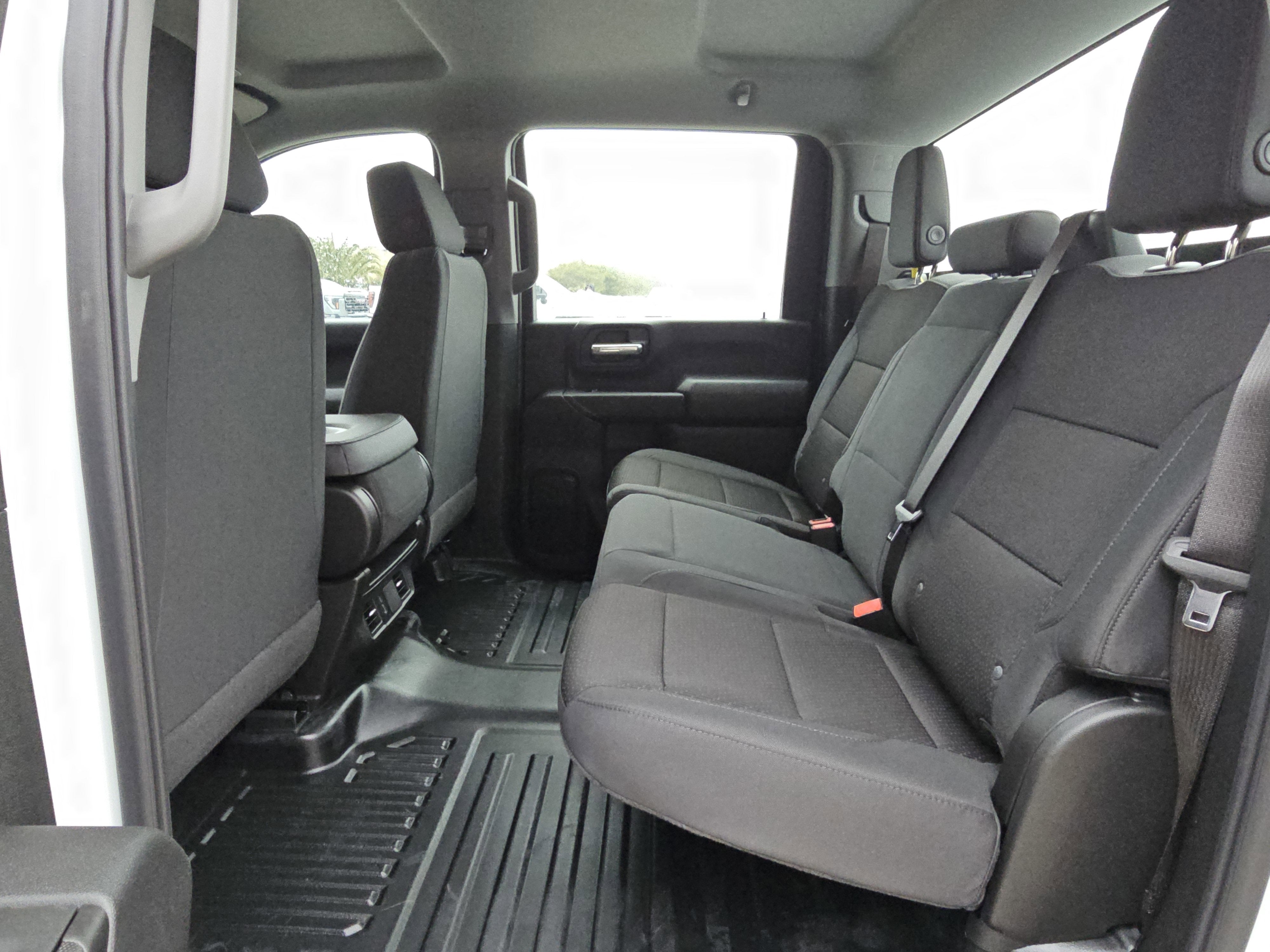 2025 GMC Sierra 3500 HD Pro