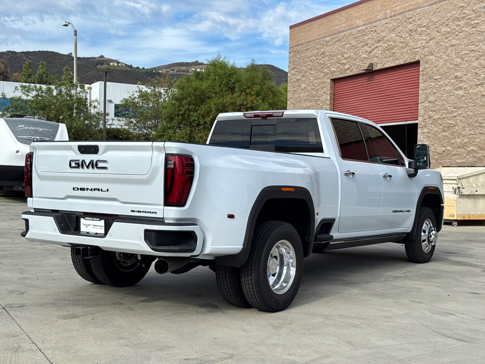 2026 GMC Sierra 3500 HD Denali Ultimate DRW