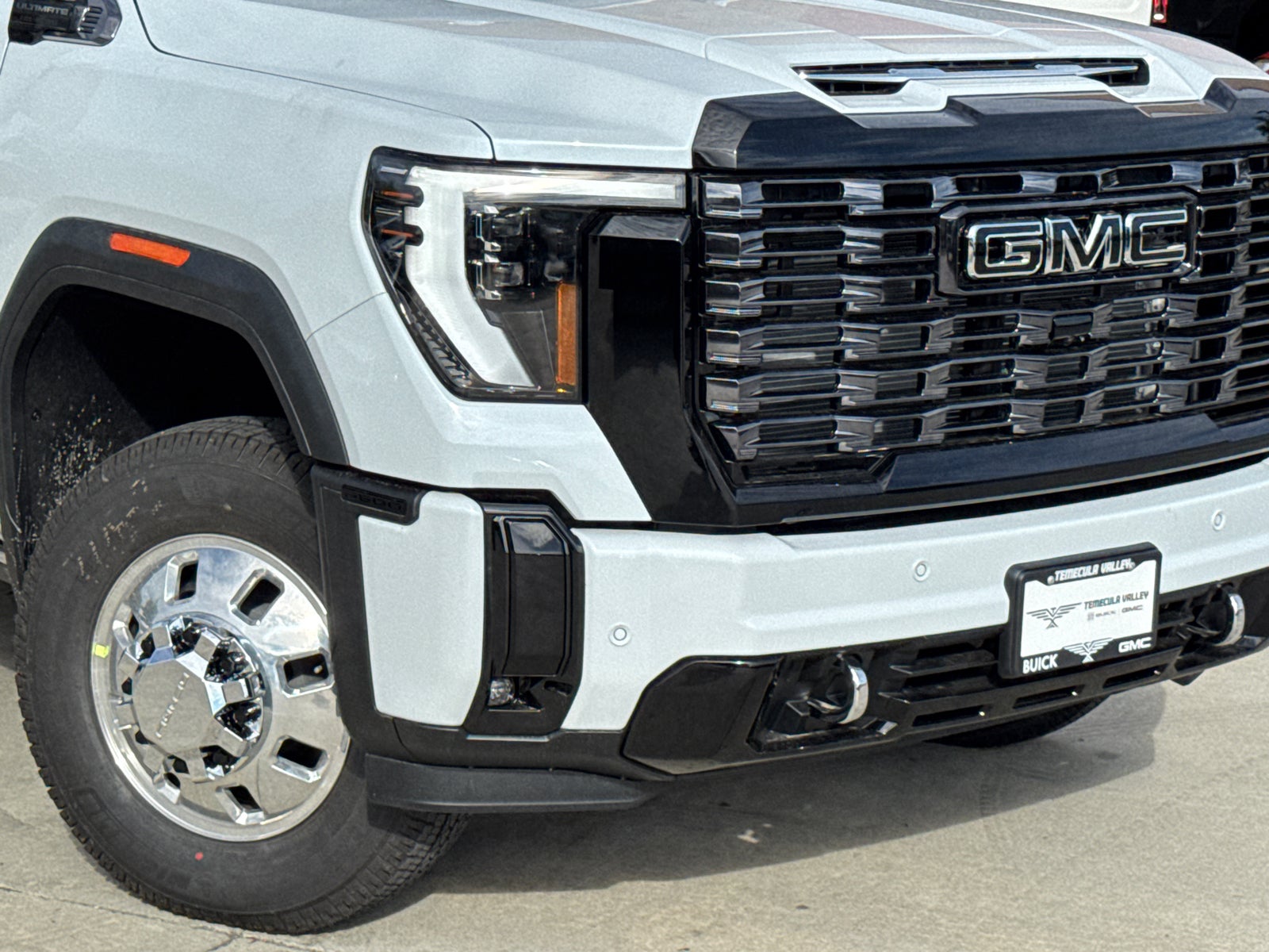 2026 GMC Sierra 3500 HD Denali Ultimate DRW