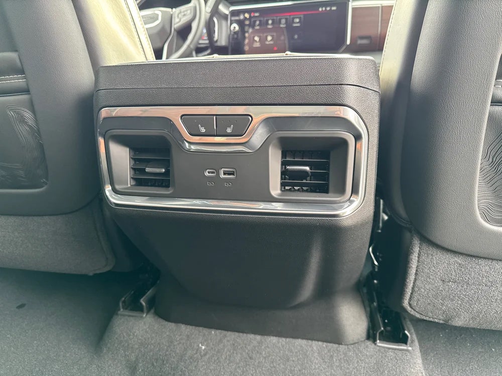 2026 GMC Sierra 3500 HD Denali Ultimate DRW