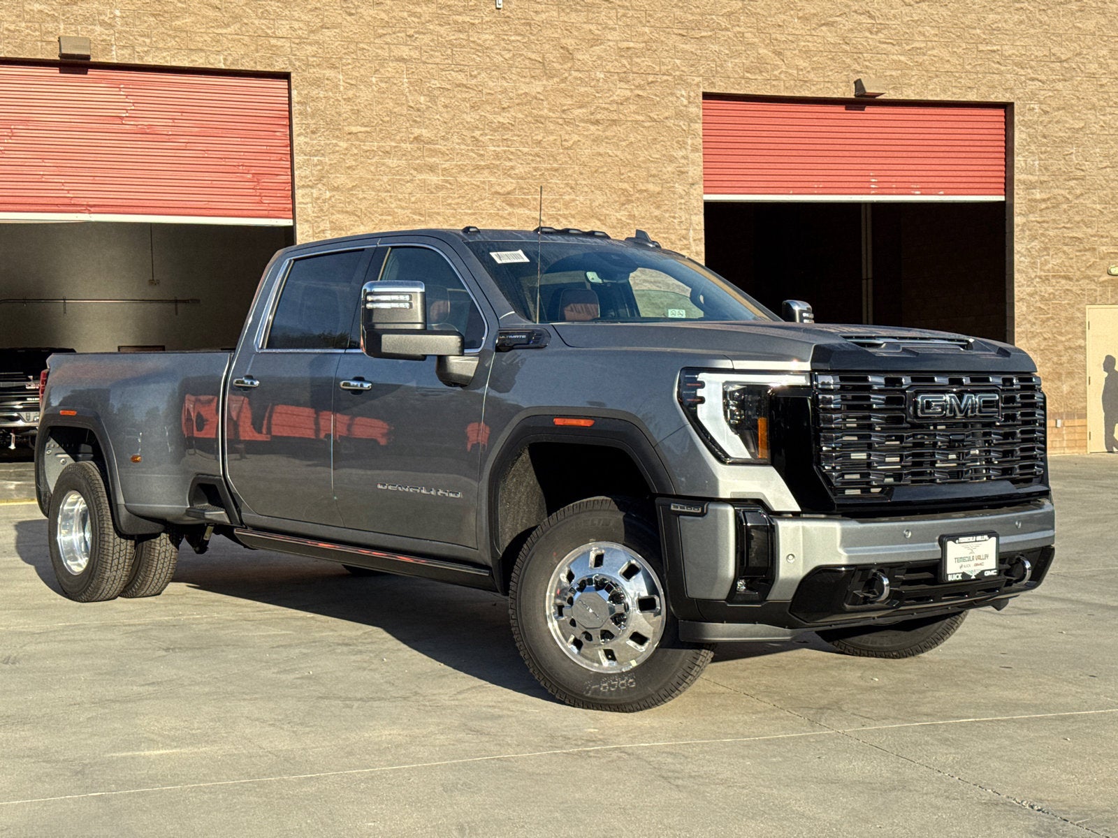 2026 GMC Sierra 3500 HD Denali Ultimate DRW