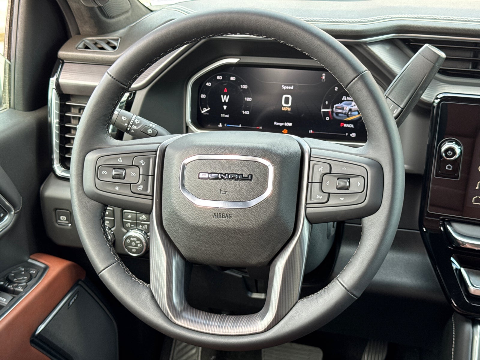 2026 GMC Sierra 3500 HD Denali Ultimate DRW