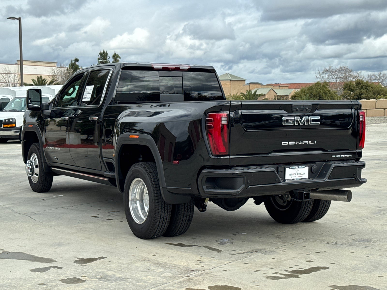 2026 GMC Sierra 3500 HD Denali Ultimate DRW