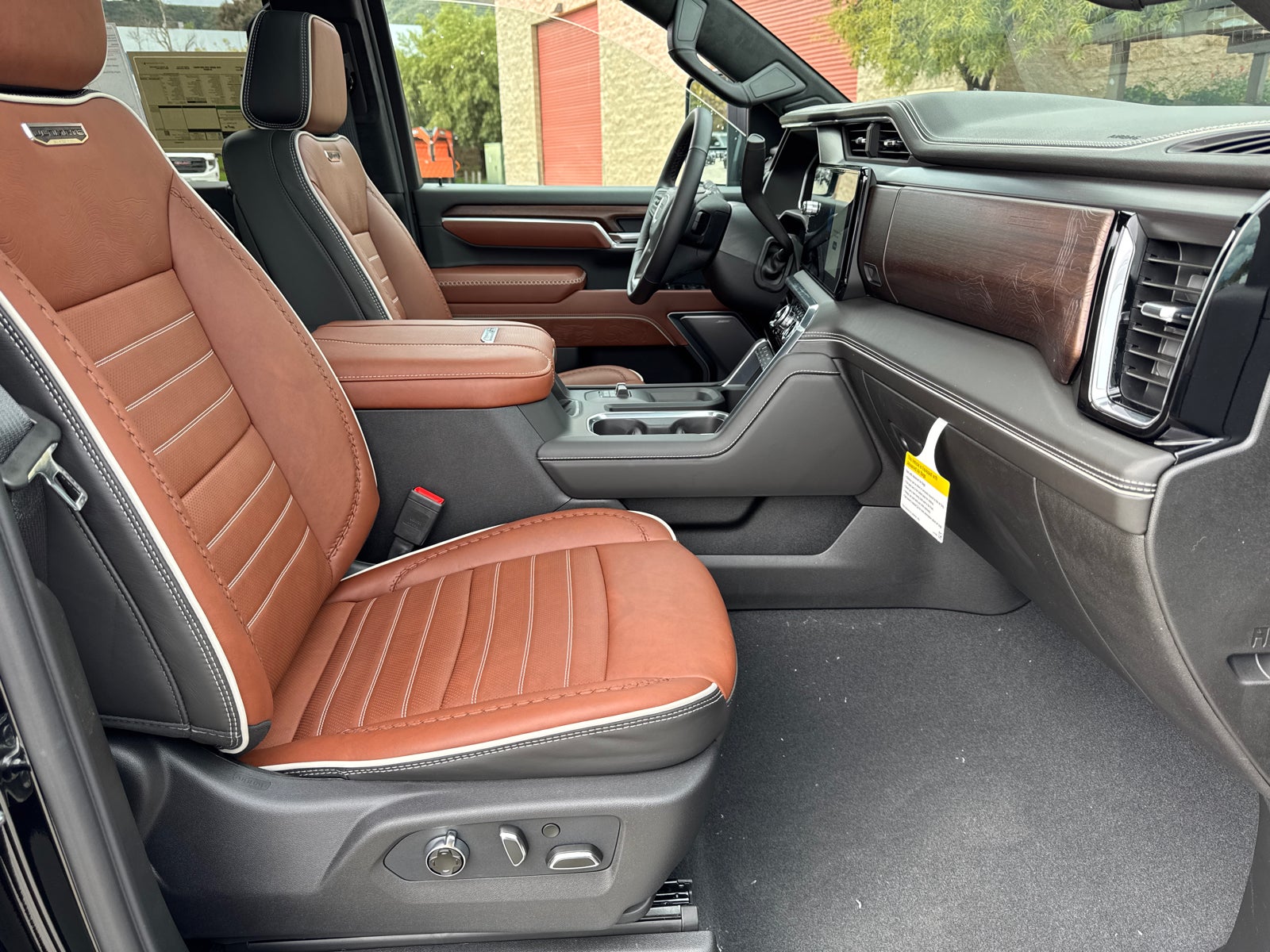 2026 GMC Sierra 3500 HD Denali Ultimate DRW