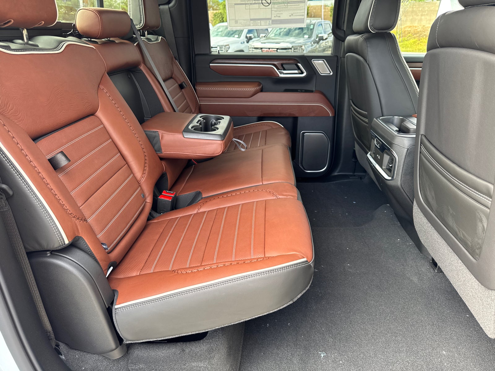 2026 GMC Sierra 3500 HD Denali Ultimate DRW