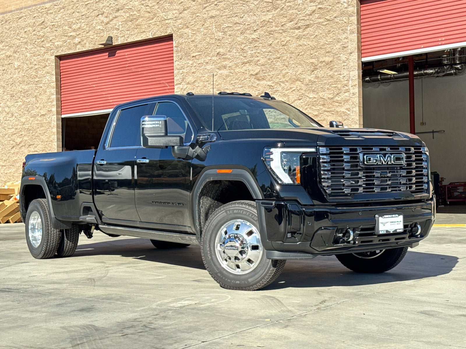 2026 GMC Sierra 3500 HD Denali Ultimate DRW