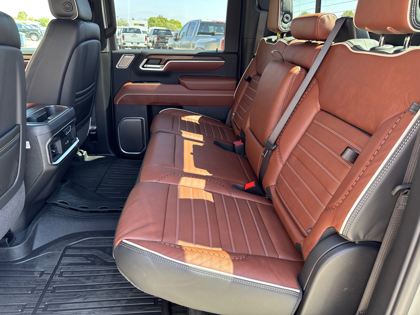 2026 GMC Sierra 3500 HD Denali Ultimate DRW