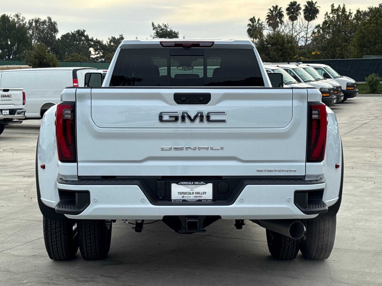 2026 GMC Sierra 3500 HD Denali Ultimate DRW