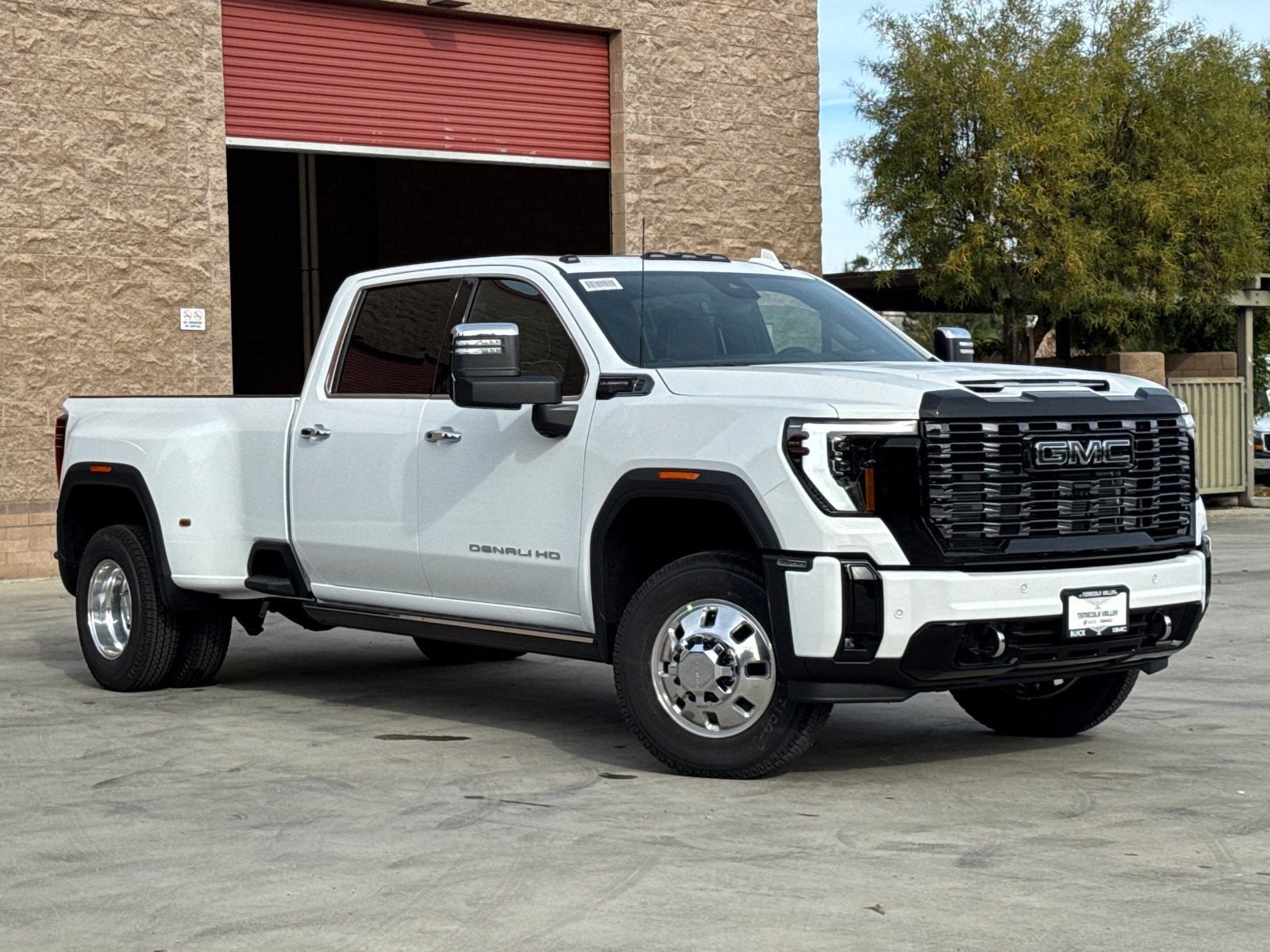 2026 GMC Sierra 3500 HD Denali Ultimate DRW