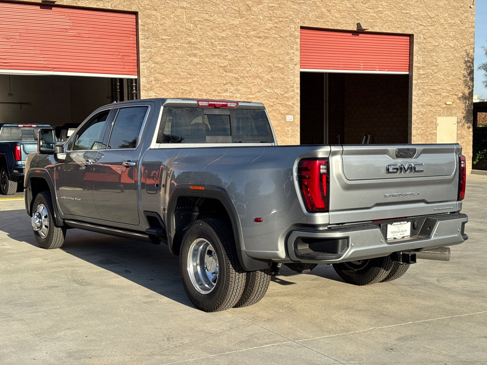 2026 GMC Sierra 3500 HD Denali Ultimate DRW