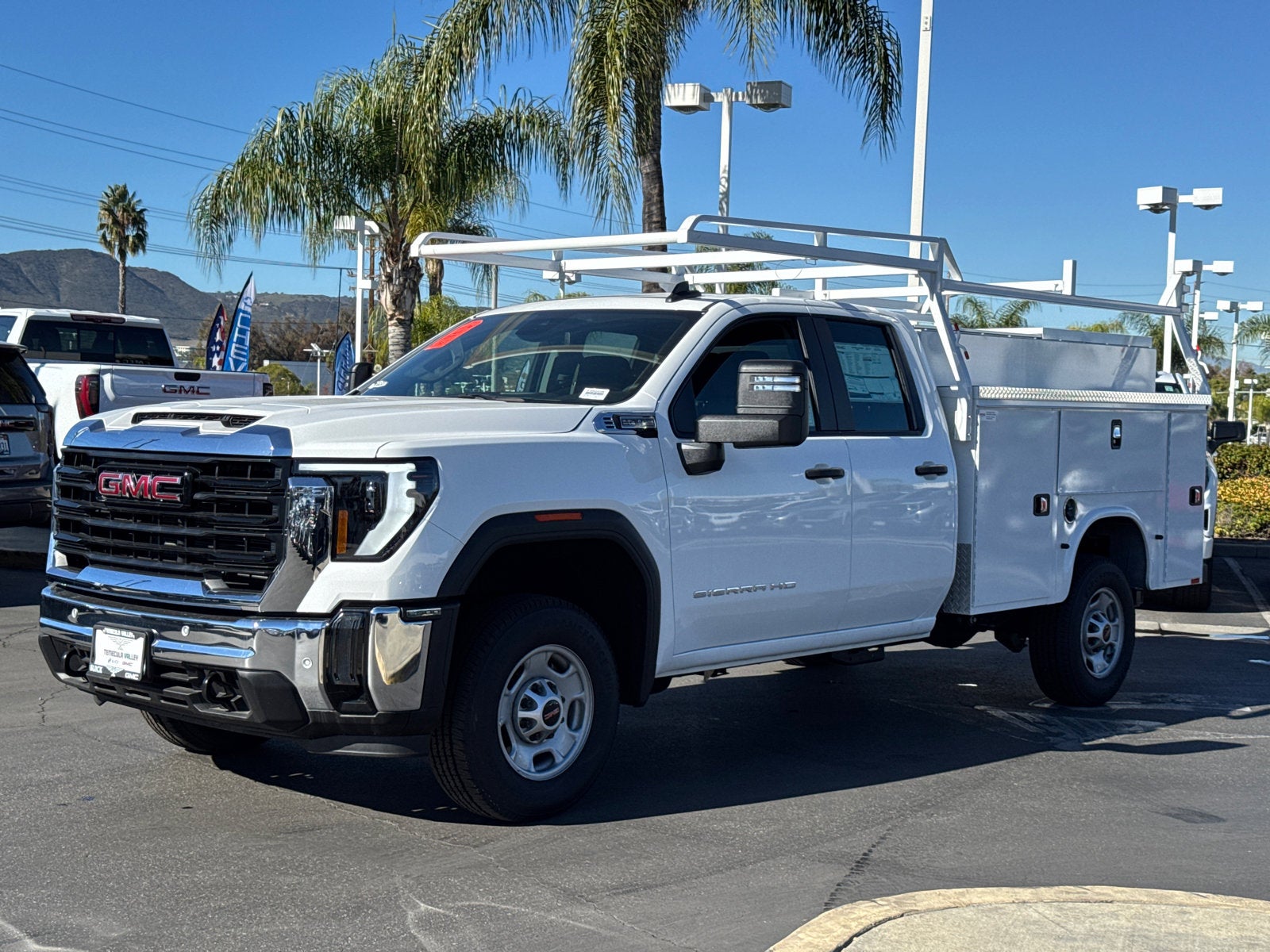 2025 GMC Sierra 2500 HD Pro