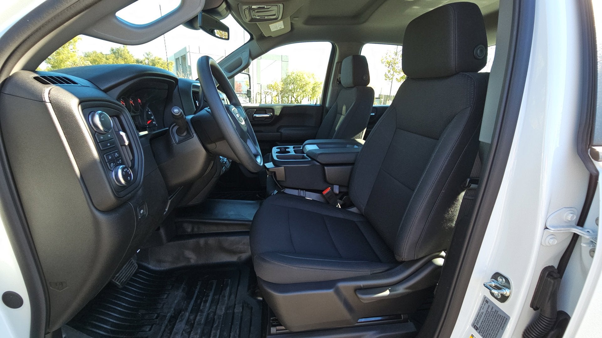 2025 GMC Sierra 2500 HD Pro