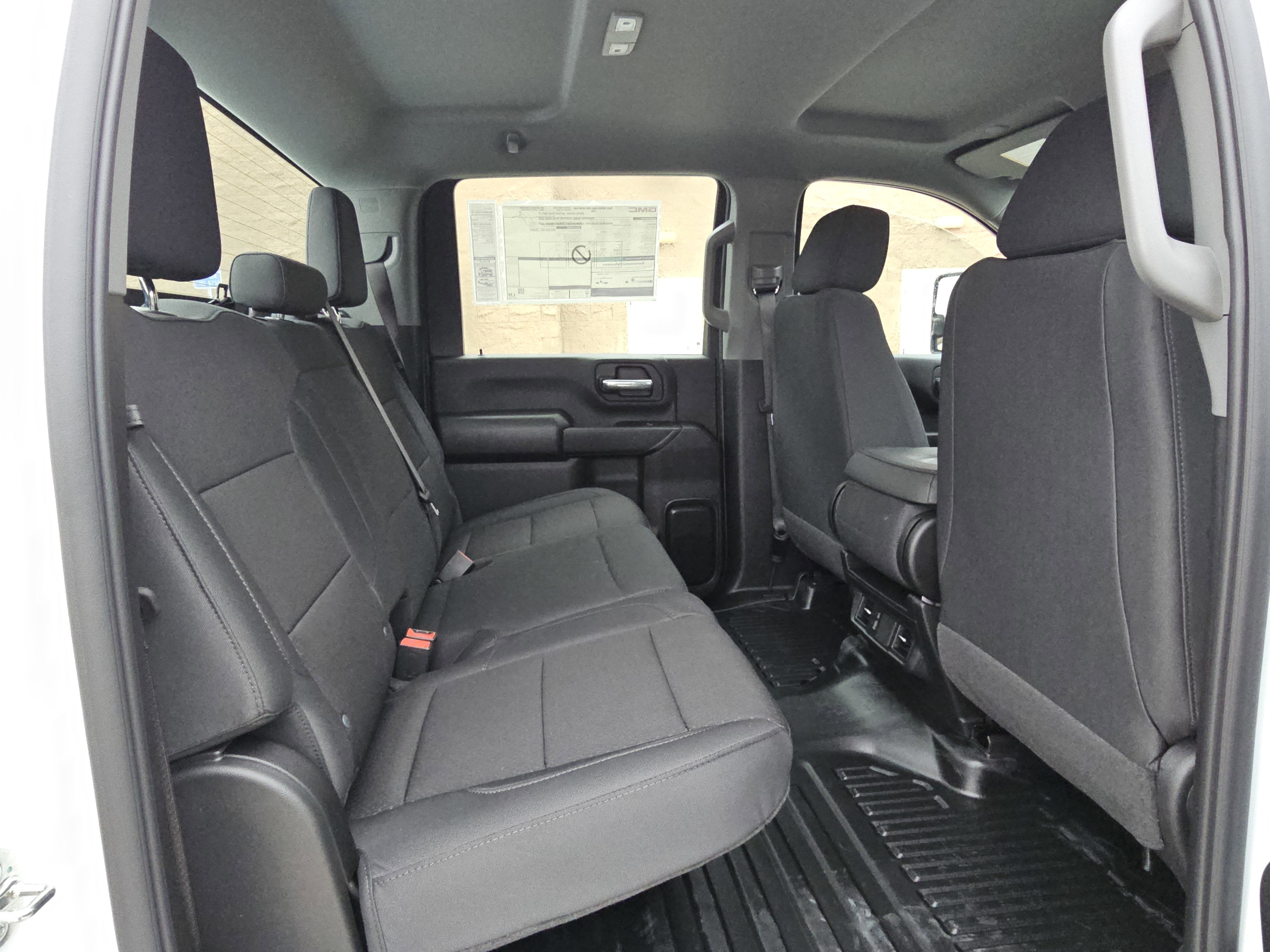 2025 GMC Sierra 3500 HD Pro