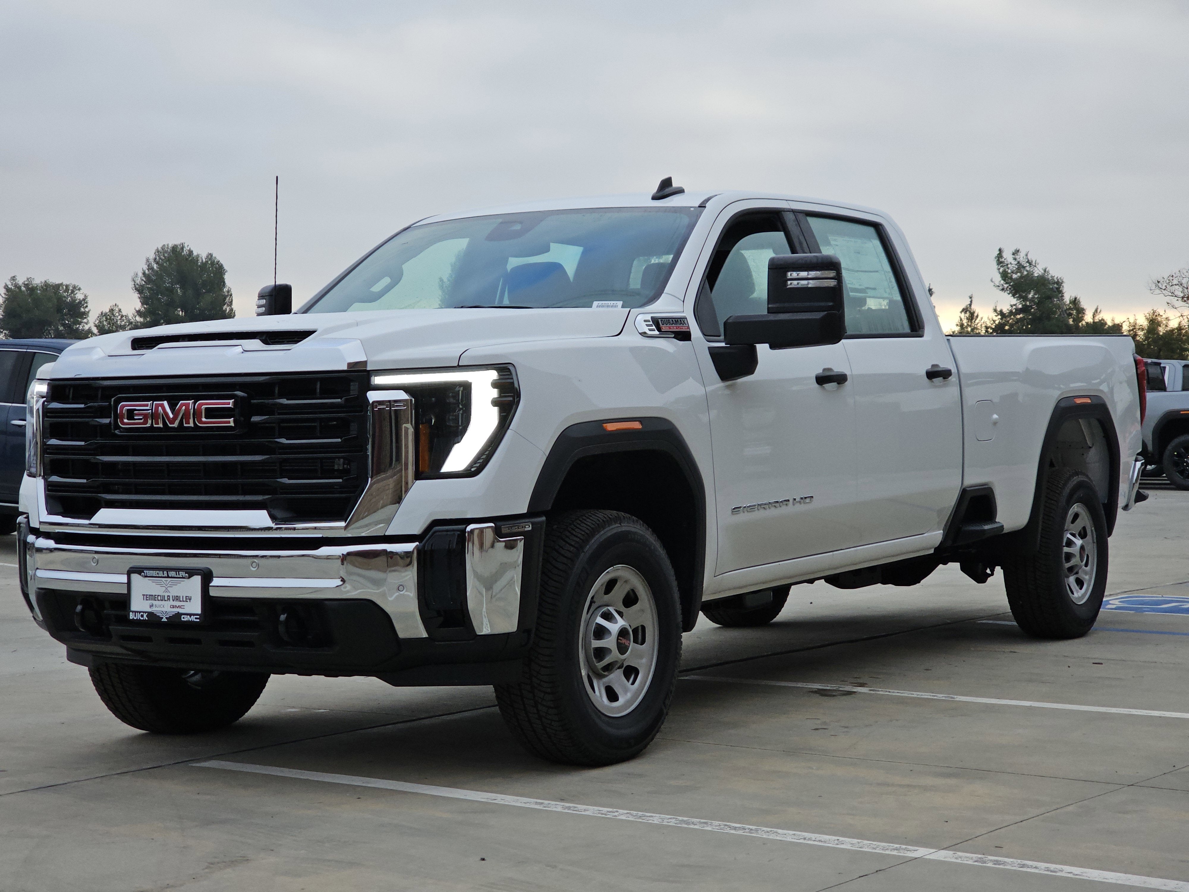 2025 GMC Sierra 3500 HD Pro