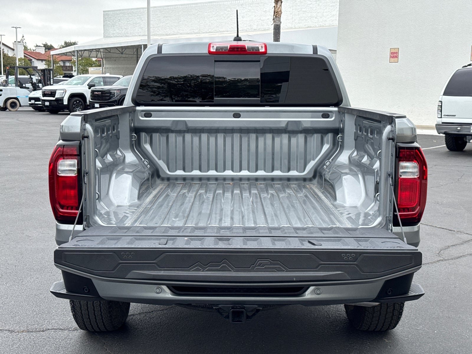 2025 GMC Canyon AT4