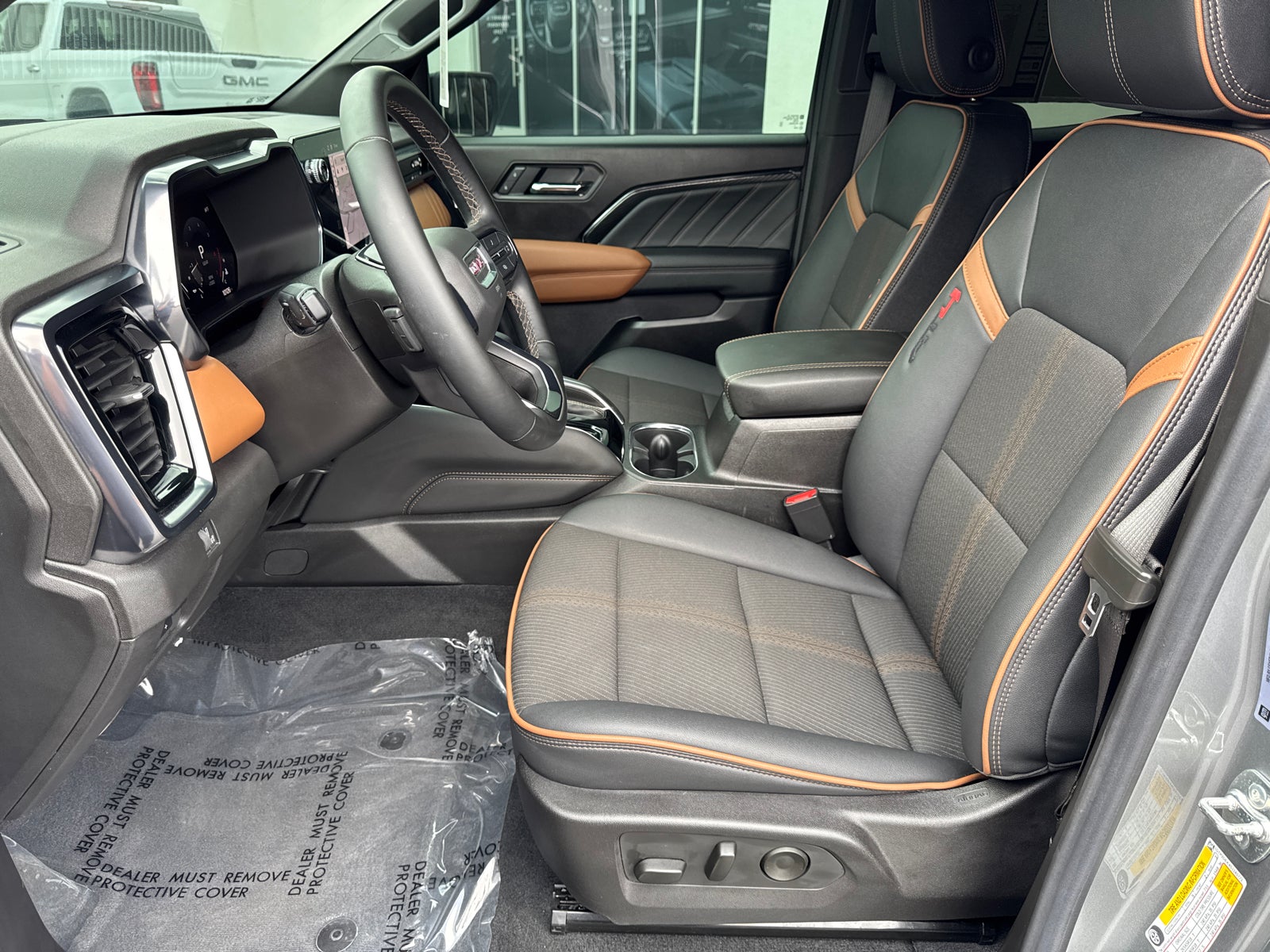 2025 GMC Canyon AT4