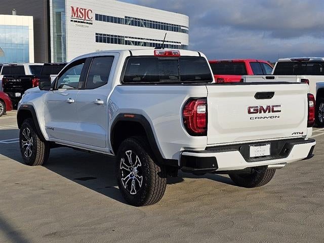 2024 GMC Canyon AT4
