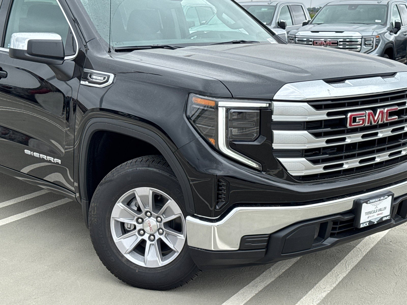 2026 GMC Sierra 1500 SLE