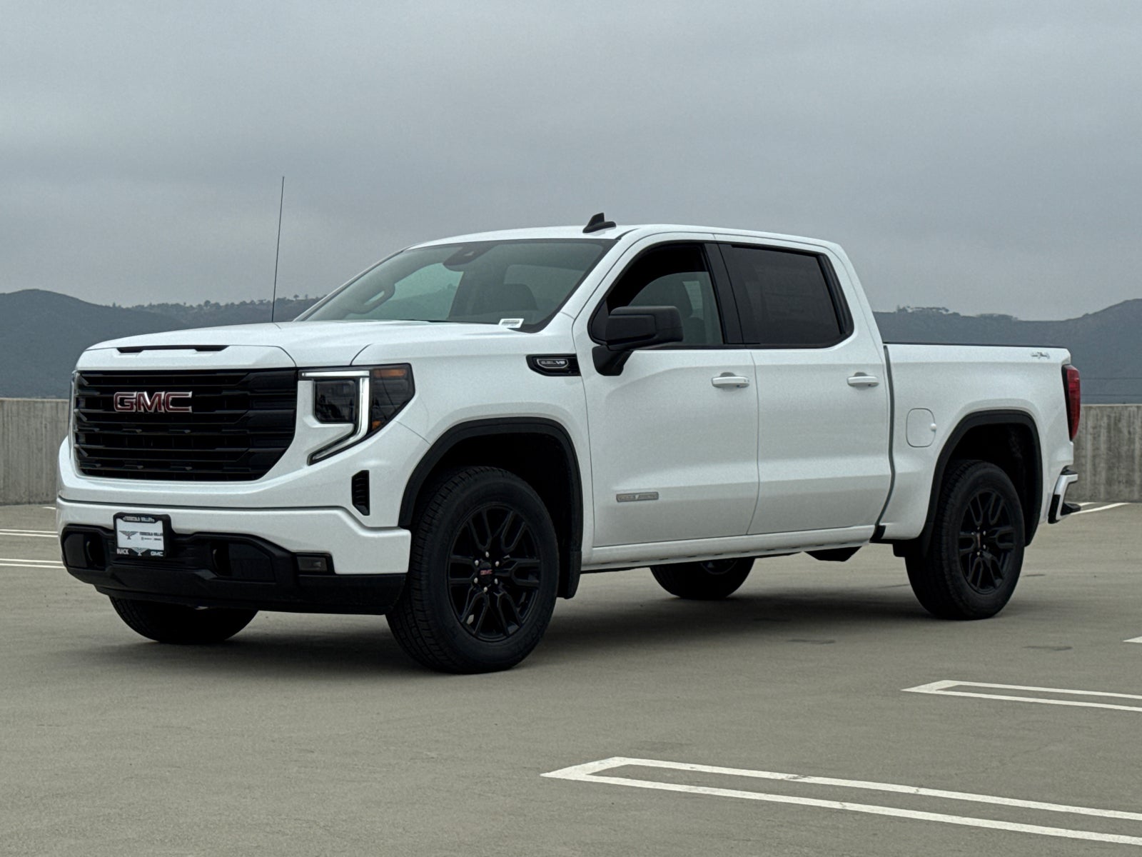 2026 GMC Sierra 1500 Elevation