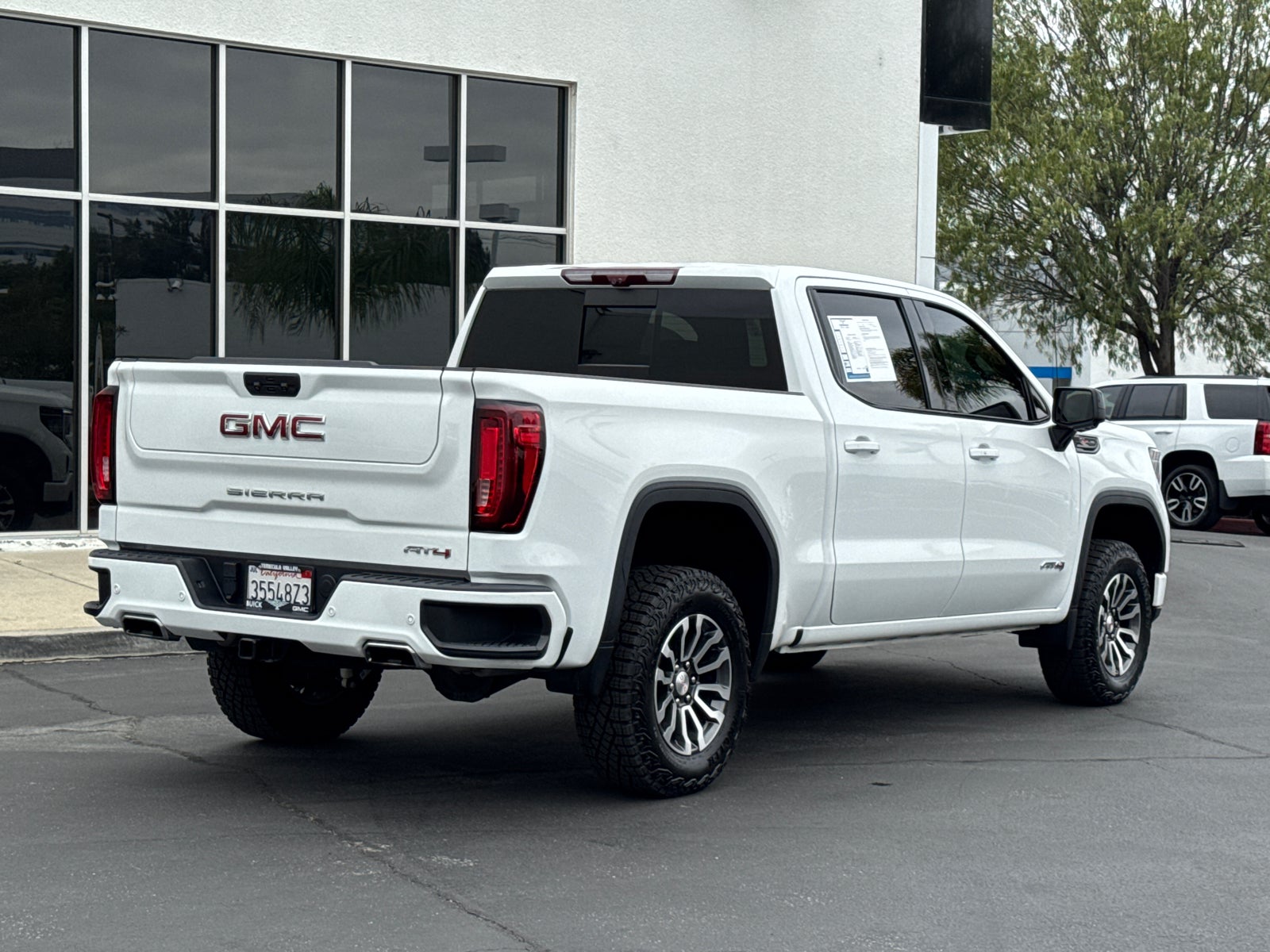 2023 GMC Sierra 1500 AT4