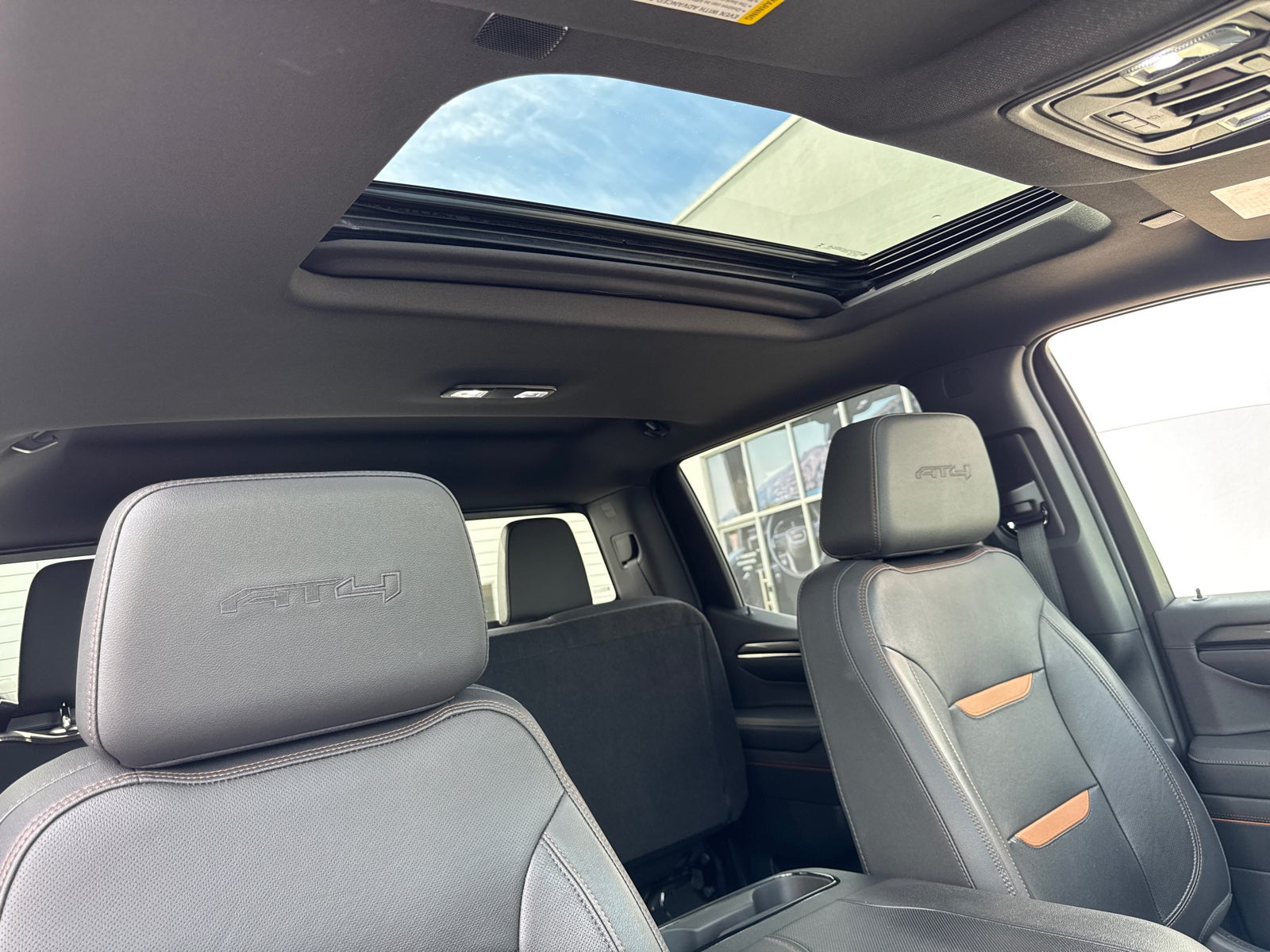 2023 GMC Sierra 1500 AT4